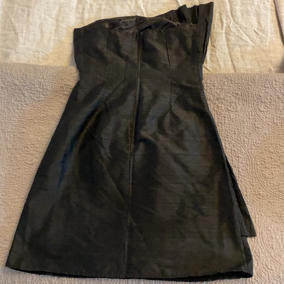 Black Raw Silk Strapless dress - Picture 3 of 3